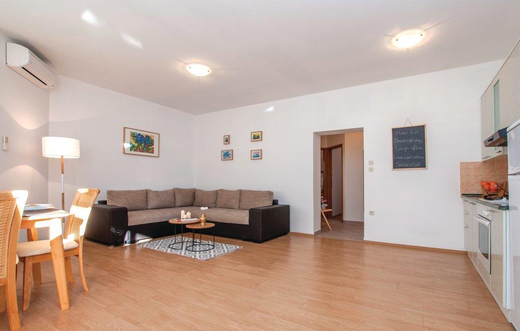 Maiv Residence - Family & Designer Suites Рогозница Екстериор снимка