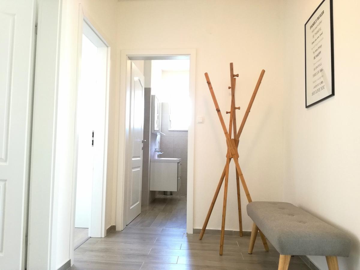 Maiv Residence - Family & Designer Suites Рогозница Екстериор снимка