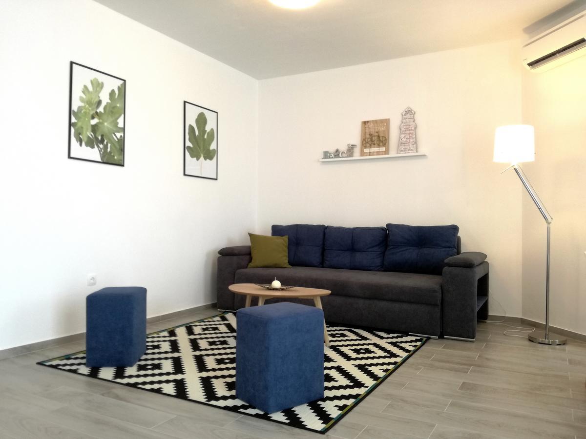 Maiv Residence - Family & Designer Suites Рогозница Екстериор снимка