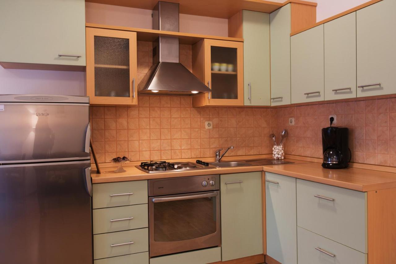 Maiv Residence - Family & Designer Suites Рогозница Стая снимка